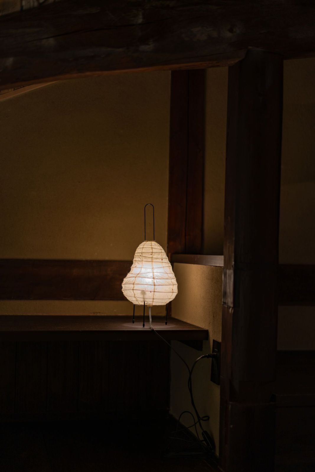 和紙ランプと侘び寂びの装飾